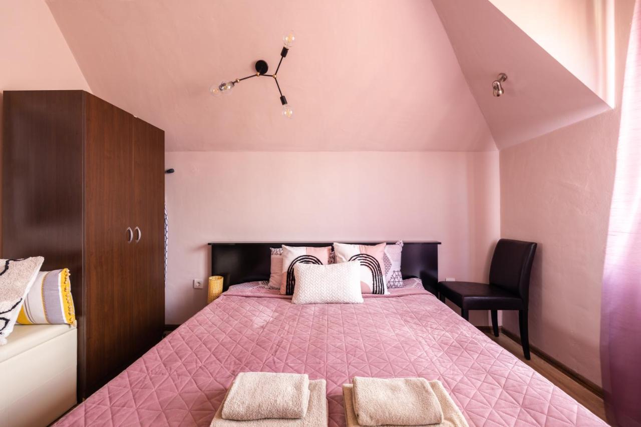 Quiet & Modern Maisonette *